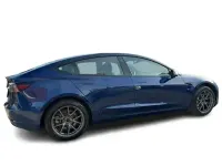 Usado Tesla Model 3 Standard Range Plus 235 kW (320 CV) 2022 Azul Berlina