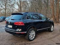 Gebraucht VW Touareg 262 PS (192 kW) 2015 Schwarz SUV