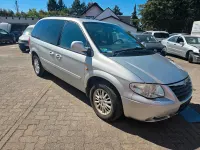 Gebraucht Chrysler Voyager 150 PS (110 kW) 2007 Silber Van / Kleinbus