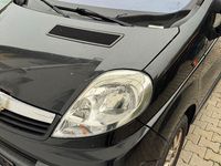 Gebraucht Opel Vivaro 145 PS (106 kW) 2008 Schwarz Van / Kleinbus