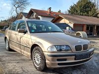 Gebraucht BMW 318 118 PS (86 kW) 2001 Gold Limousine