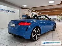 Używany Audi TT S-Line 197 KM (144 kW) 2020 Niebieski Kabriolet