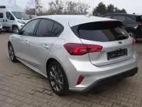 Usado Ford Focus ST-Line 116 CV (85 kW) 2025 Plateado Berlina