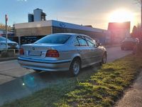 Gebraucht BMW 520 150 PS (110 kW) 1999 Silber Limousine