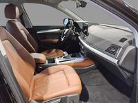 Gebraucht Audi Q5 Ambiente 204 PS (150 kW) 2022 Brillantschwarz SUV