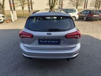 Gebraucht Ford Focus 101 PS (74 kW) 2019 Silber (polarsilbermetallic) Kombi
