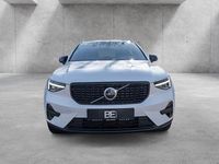 Neu Volvo XC40 Plus 163 PS (119 kW) 2026 Weiß SUV