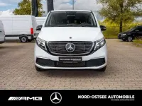 Gebraucht Mercedes EQV300 150 kW (204 PS) 2022 Arktikweiß Van / Kleinbus
