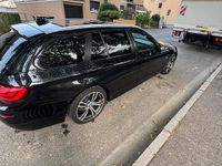 Gebraucht BMW 530 245 PS (180 kW) 2010 Rot Limousine