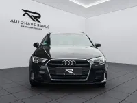 Gebraucht Audi A3 Sport 116 PS (85 kW) 2019 Mythosschwarz metallic (metallic) Limousine