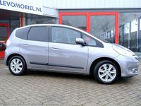 Gebraucht Honda Jazz Elegance 88 PS (64 kW) 2012 Grau Kleinwagen