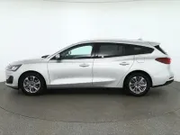 Używany Ford Focus Titanium X 120 KM (88 kW) 2023 Srebrny Kombi