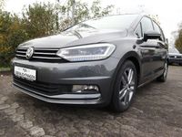 Gebraucht VW Touran Highline 150 PS (110 kW) 2016 Indiumgrau metallic Van / Kleinbus