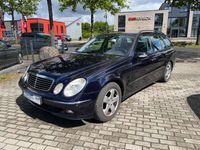 Gebraucht Mercedes E320 Avantgarde 224 PS (164 kW) 2005 Blau Kombi