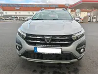 Używany Dacia Sandero Stepway 101 KM (74 kW) 2021 Srebrny Sedan/Limuzyna