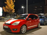 Gebraucht Ford Fiesta ST 150 PS (110 kW) 2005 Rot Kleinwagen