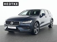 Gebraucht Volvo V60 CC Plus 197 PS (144 kW) 2023 Blau Kombi