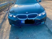 Gebraucht BMW 320 Advantage 190 PS (139 kW) 2020 Schwarz Kombi