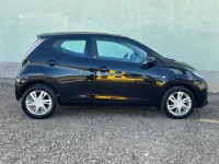 Gebraucht Toyota Aygo 69 PS (50 kW) 2018 Schwarz Kleinwagen