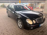 Gebraucht Mercedes E220 170 PS (125 kW) 2007 Schwarz Kombi
