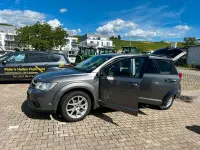 Gebraucht Fiat Freemont 140 PS (102 kW) 2012 Grau SUV