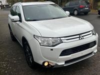 Gebraucht Mitsubishi Outlander Top 150 PS (110 kW) 2015 Weiß SUV