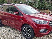 Gebraucht Ford Kuga ST-Line 175 PS (128 kW) 2019 Rubyrot (metallic) SUV