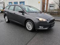 Gebraucht Ford Focus Cool & Connect 125 PS (91 kW) 2018 Grau Kombi