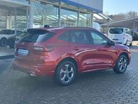 Gebraucht Ford Kuga ST-Line X 152 PS (111 kW) 2024 Rot SUV