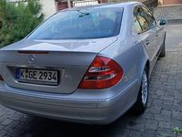 Gebraucht Mercedes E240 Classic 177 PS (130 kW) 2002 Silber Limousine