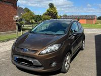 Gebraucht Ford Fiesta 60 PS (44 kW) 2012 Braun Kleinwagen