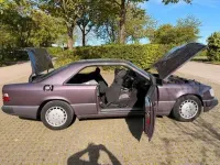 Second-hand Mercedes E230 132 CP (97 kW) 1991 Albastru Coupe