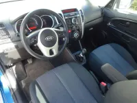 Gebraucht Kia Venga Vision 90 PS (66 kW) 2010 Blau Kleinwagen