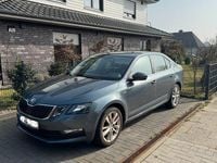 Gebraucht Skoda Octavia Clever 150 PS (110 kW) 2019 Grau Limousine