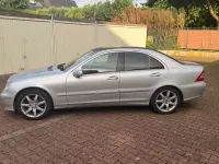 Gebraucht Mercedes C200 Elegance 122 PS (89 kW) 2004 Silber Limousine