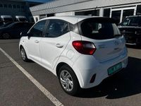 Gebraucht Hyundai i10 Select 67 PS (49 kW) 2021 Weiß Kleinwagen