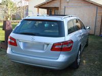 Gebraucht Mercedes E220 Elegance 170 PS (125 kW) 2010 Silber Kombi
