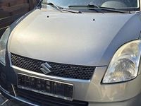 Second-hand Suzuki Swift 93 CP (68 kW) 2006 Argintiu Hatchback