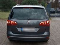 gebraucht VW Sharan 2.0 TDI DSG BlueMotion Tech Highline ...