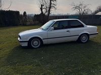 Gebraucht BMW 325 170 PS (125 kW) 1989 Weiß Coupé