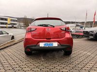 Gebraucht Mazda 2 Touring 75 PS (55 kW) 2016 Rot Kleinwagen
