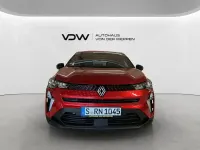 Käytetty Renault Captur Techno 158 HP (116 kW) 2025 Punainen Katumaasturi