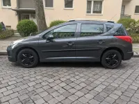 Gebraucht Peugeot 207 Tendance 95 PS (69 kW) 2010 Grau Kombi