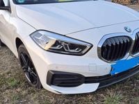 Gebraucht BMW 118 Advantage 150 PS (110 kW) 2022 Weiß Kleinwagen