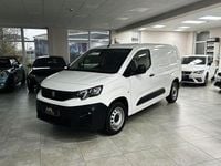 Gebraucht Peugeot Partner Premium 131 PS (96 kW) 2021 Lack weiss banquise/typ aussen Van / Kleinbus