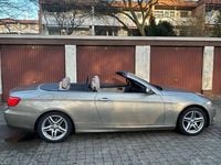 Gebraucht BMW 320 Cabriolet 184 PS (135 kW) 2010 Beige Cabrio