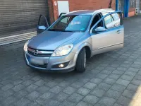 Gebraucht Opel Astra 115 PS (84 kW) 2009 Grau Kombi