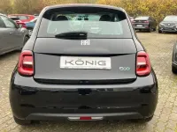 Gebraucht Fiat 500e 86 kW (118 PS) 2023 Schwarz Limousine