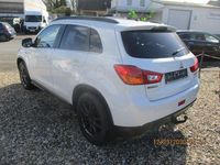 Gebraucht Mitsubishi ASX Invite 150 PS (110 kW) 2015 Weiß SUV