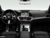 Gebraucht BMW 330e M Sport 292 PS (214 kW) 2022 Saphirschwarz Kombi